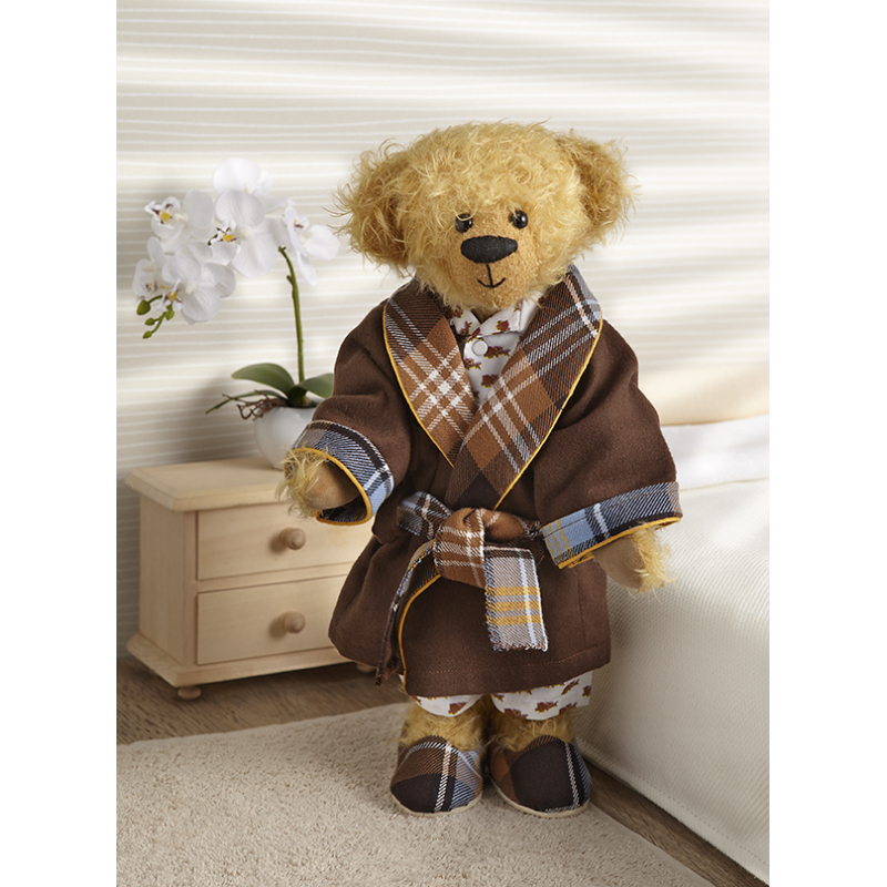Modèle couture – Cocooning Jarod, robe de chambre et charentaises pour ourson Modèle à télécharger Modèles