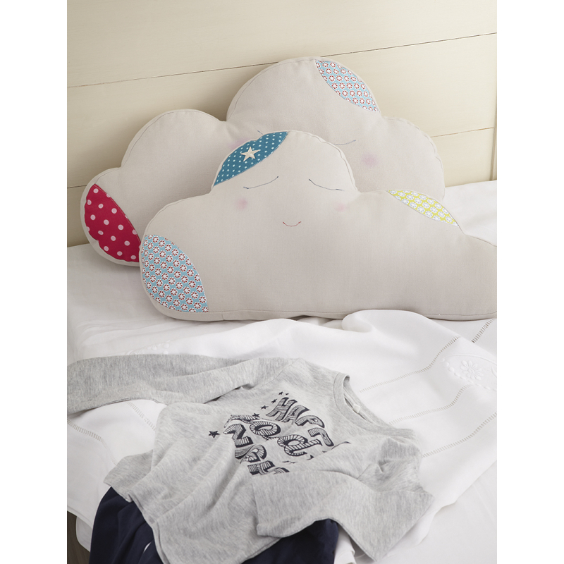 La tête dans les nuages (range-pyjamas) Modèles