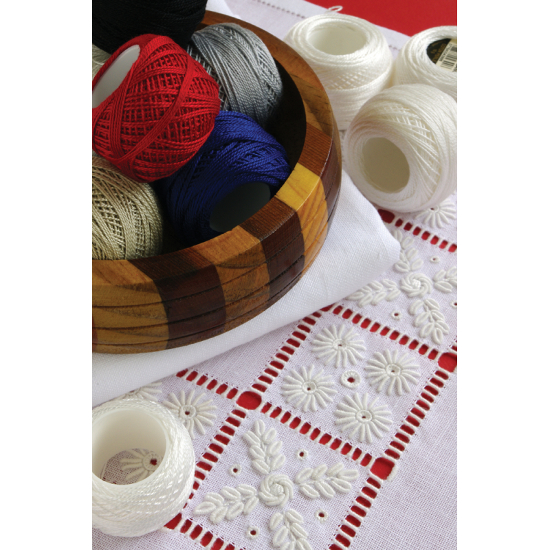 La broderie blanche portugaise Broderie