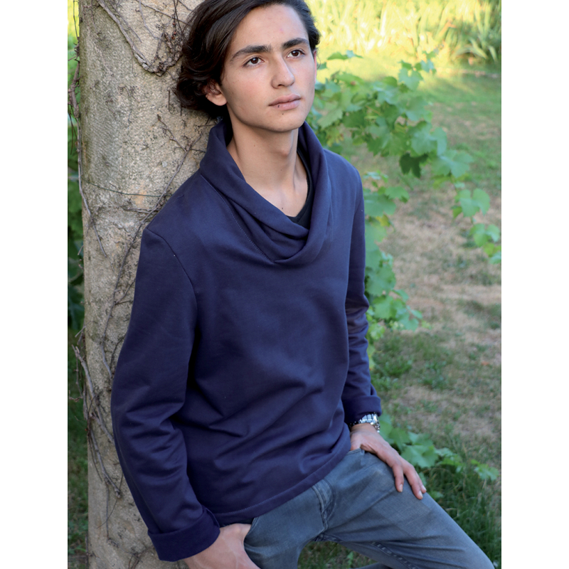 Modèle - Indémodable - Sweat à col croisé Modèles