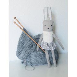 Peluche Lapin en jupette  - 1