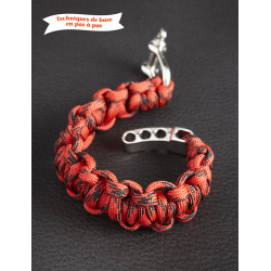 Bracelet rouge à pois noirs  - 1