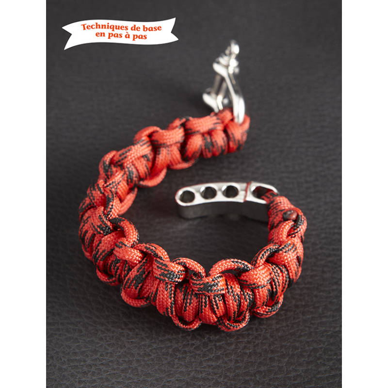 Bracelet rouge à pois noirs  - 1