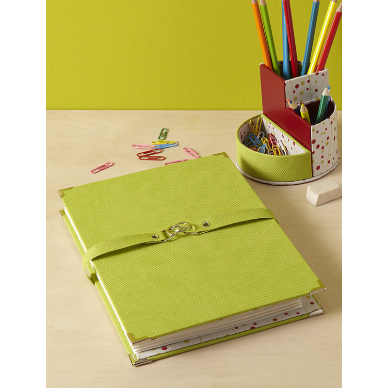 Modèle - Carnet à croquis et planche à dessin Modèle à télécharger Modèles