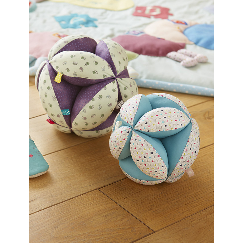 Balle de Préhension Montessori pour Bébé - Doudou en Tissu Yoka