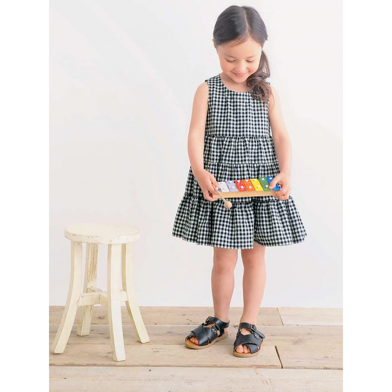 Vêtements & accessoires pour enfants Livre Couture