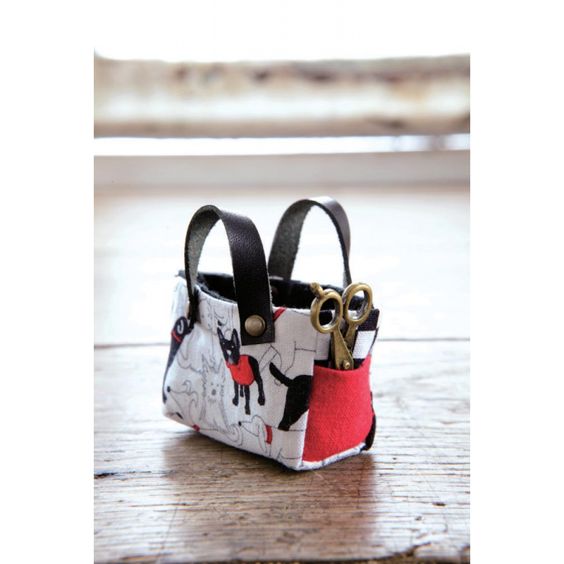 Sacs & accessoires miniatures Livre Couture