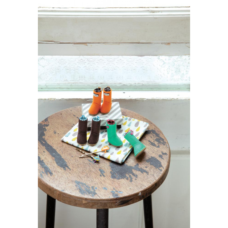 Sacs & accessoires miniatures Livre Couture