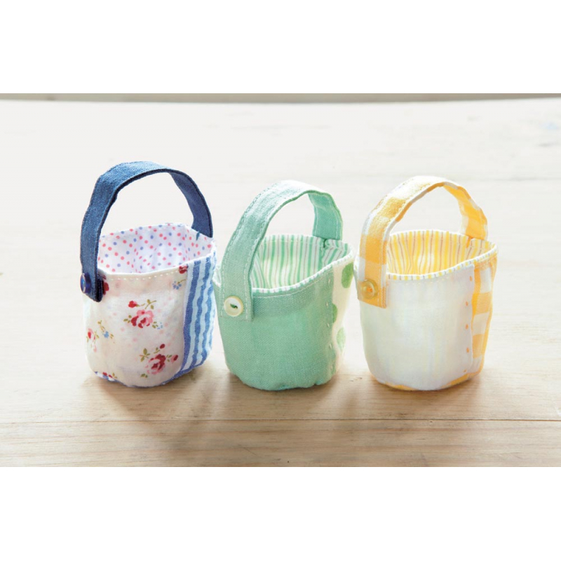 Sacs & accessoires miniatures Livre Couture