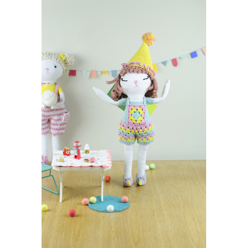 Poupées au crochet & leur garde-robe Livre Crochet
