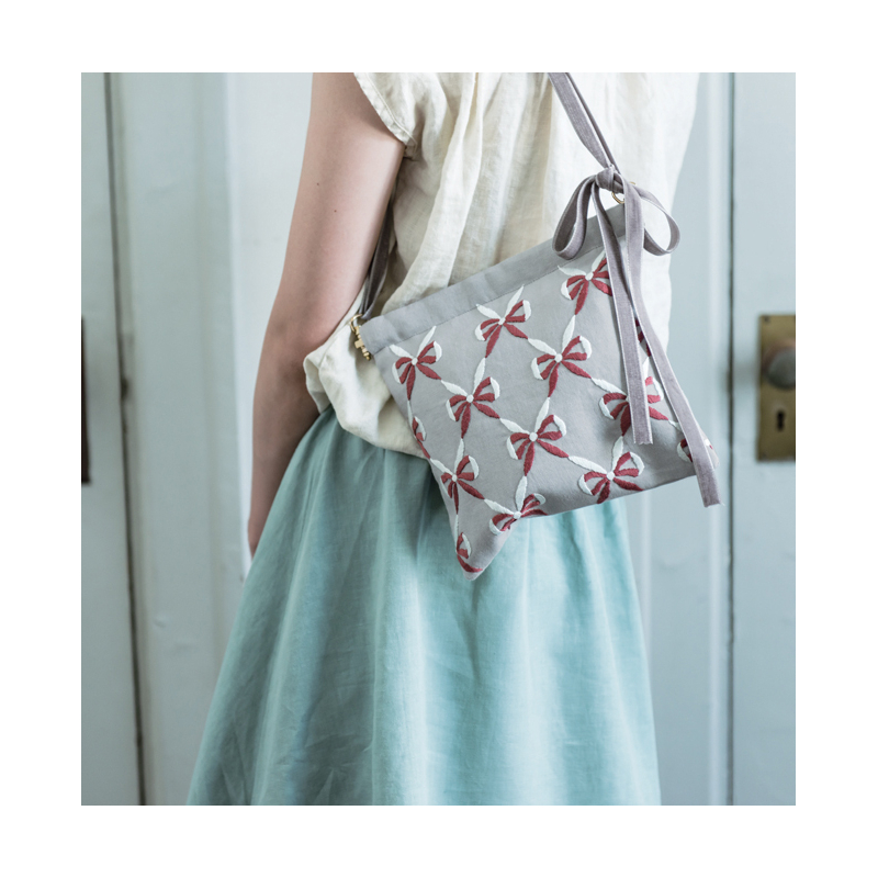 Broderie sur vêtements & accessoires Livre Broderie