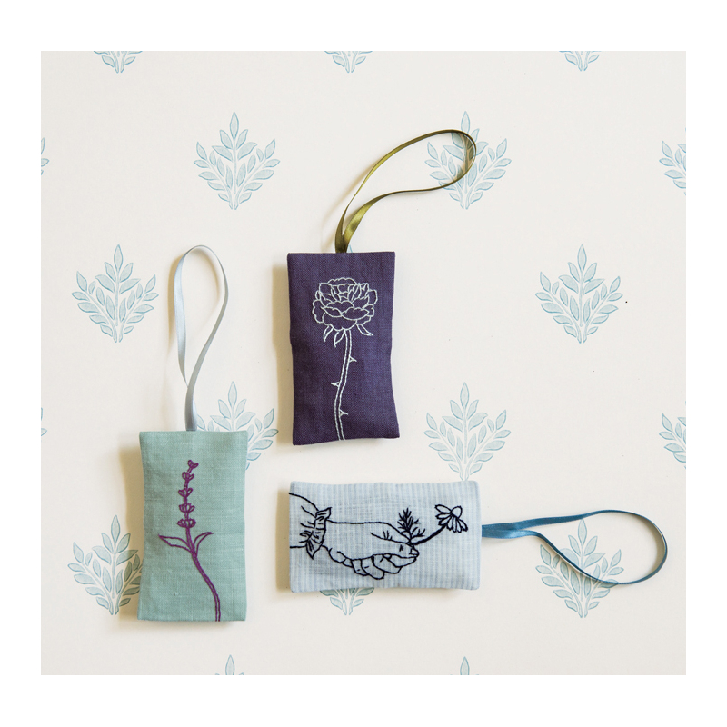 Broderie sur vêtements & accessoires Livre Broderie