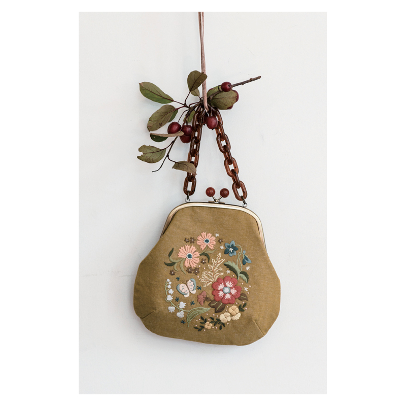Broderie sur vêtements & accessoires Livre Broderie