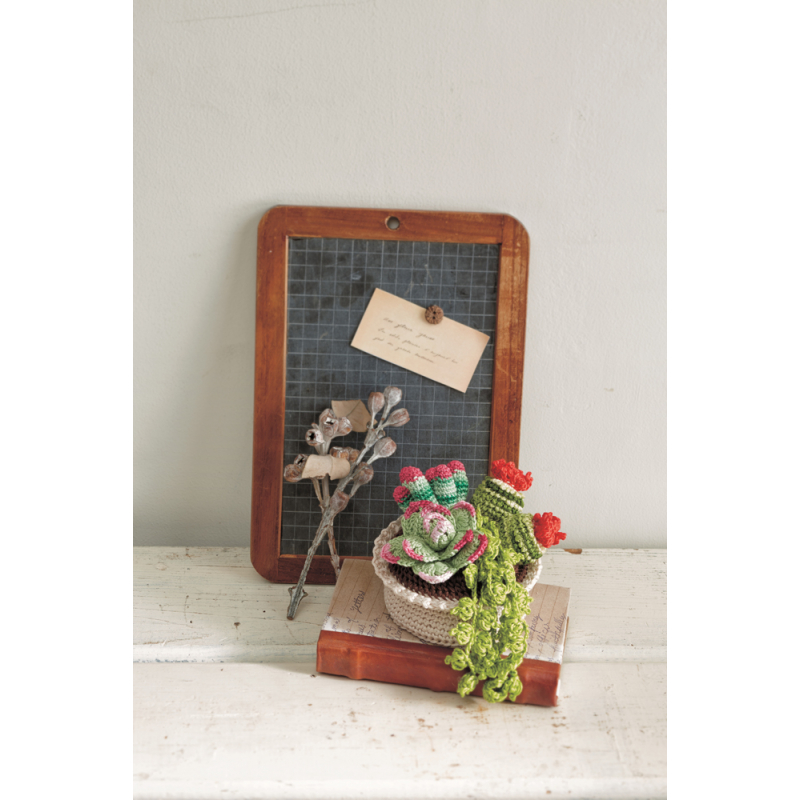 Accessoires fleuris crochetés avec du coton à broder Livre Crochet