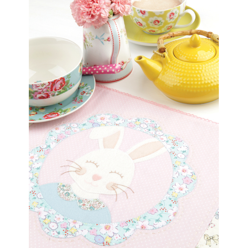 Jolies cousettes en feutre & en tissu Livre Couture