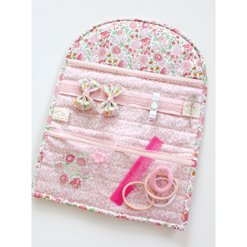 Jolies cousettes en feutre & en tissu Livre Couture
