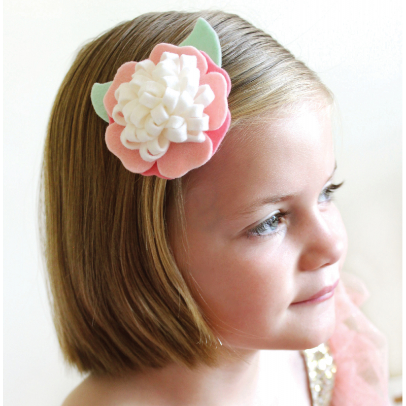 Jolies cousettes en feutre & en tissu Livre Couture