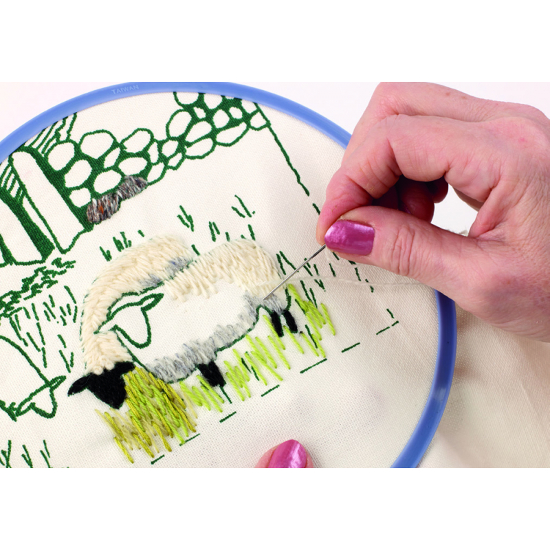 Fleurs textiles embellies Livre Broderie