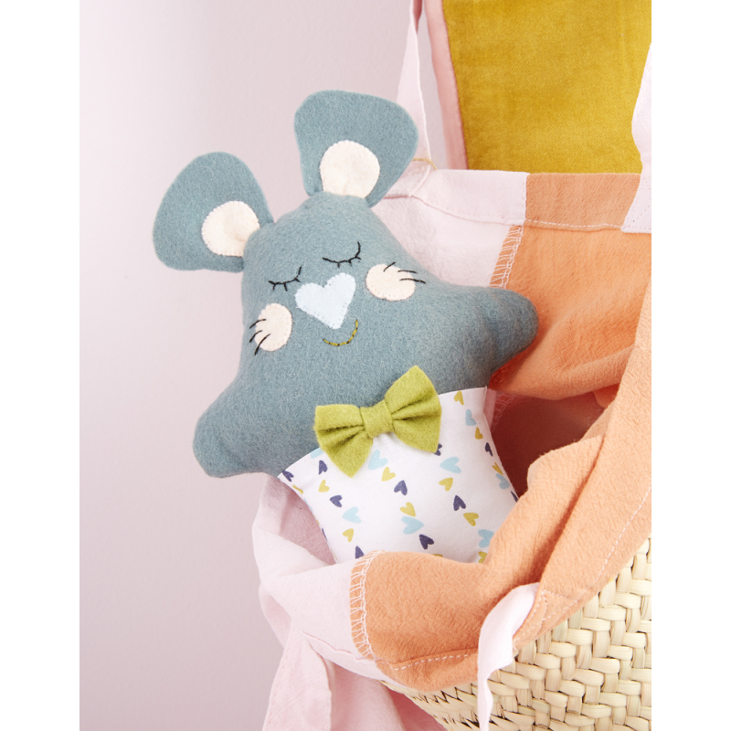 7 familles de doudous en feutrine Livre Couture