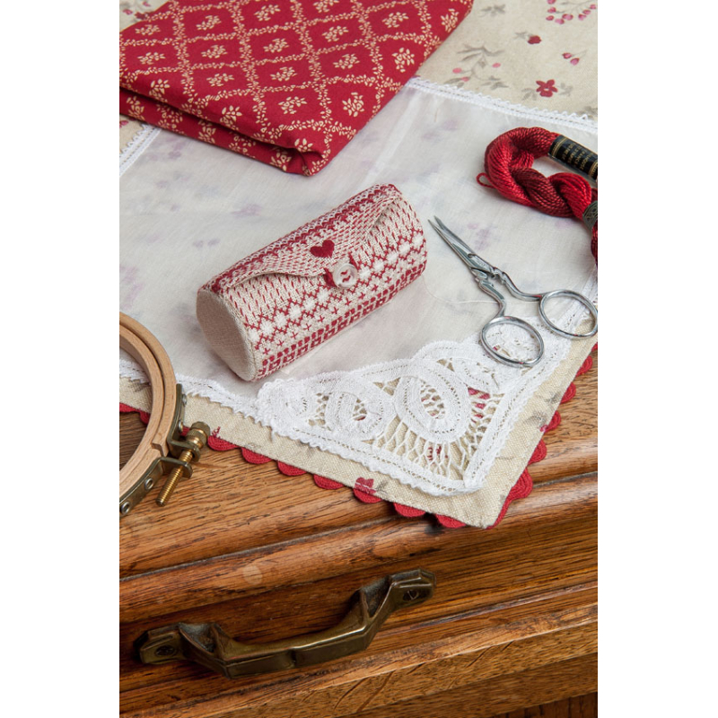 Les 12 merveilles à broder de Marie Livre Broderie