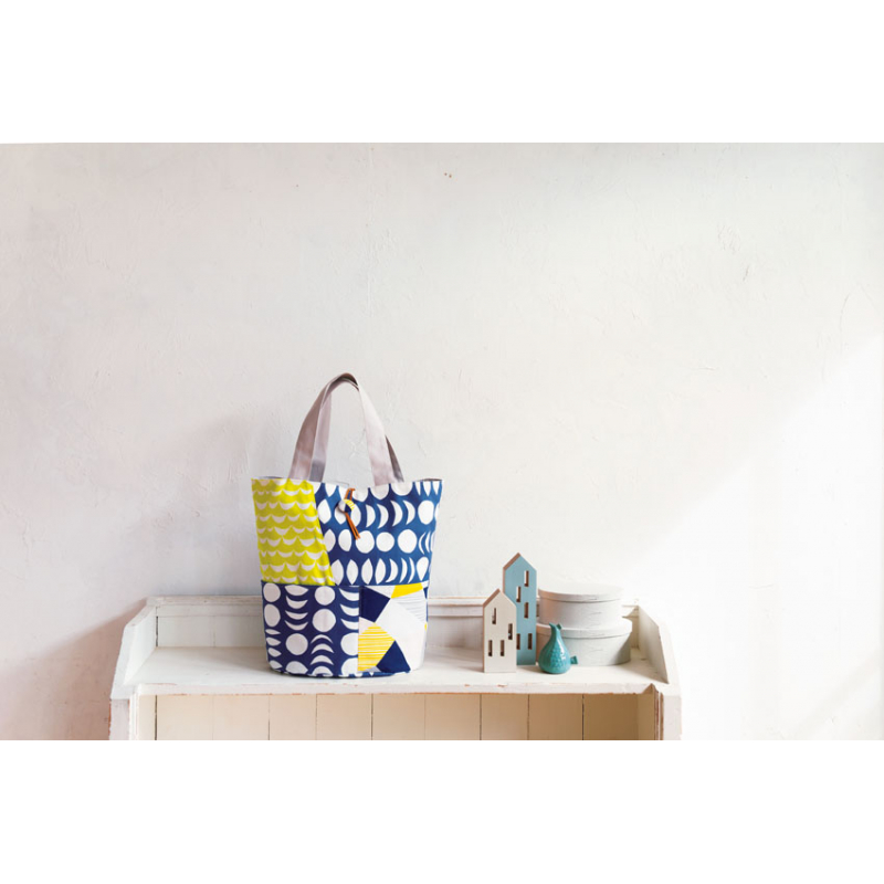 Coudre c'est facile n°65 - 34 jolis accessoires pour voir la vie en couleurs Magazine Couture