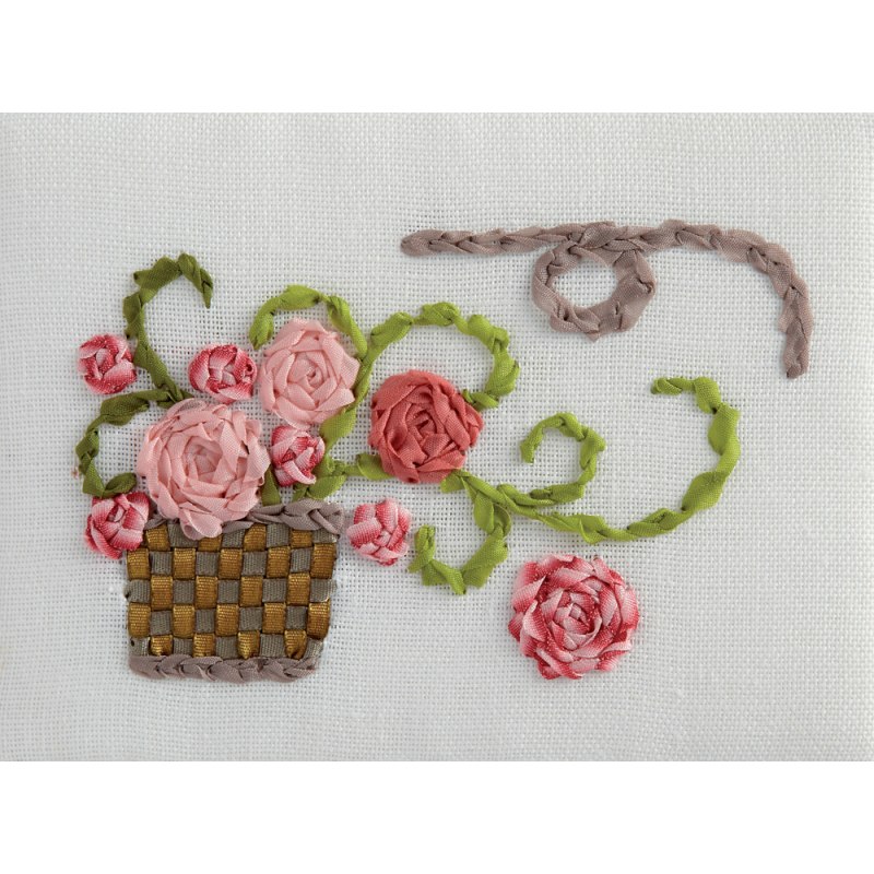 À la découverte de la broderie ruban Livre Broderie