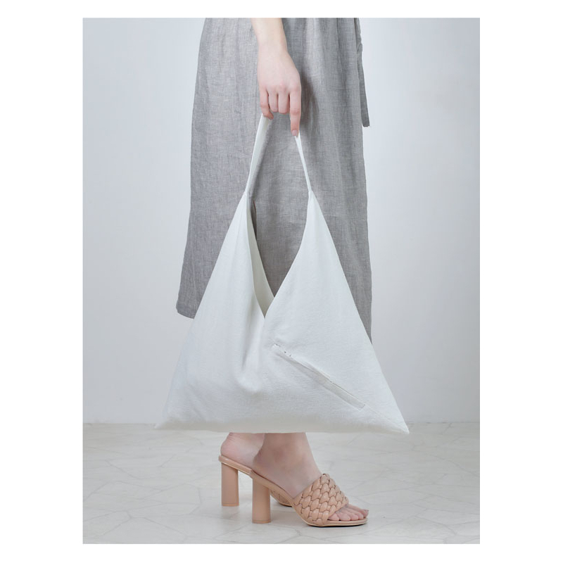 Je couds ma garde-robe simple et épurée Livre Couture