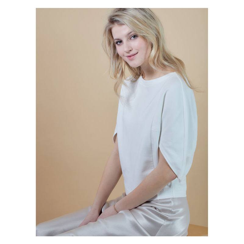 Je couds ma garde-robe simple et épurée Livre Couture