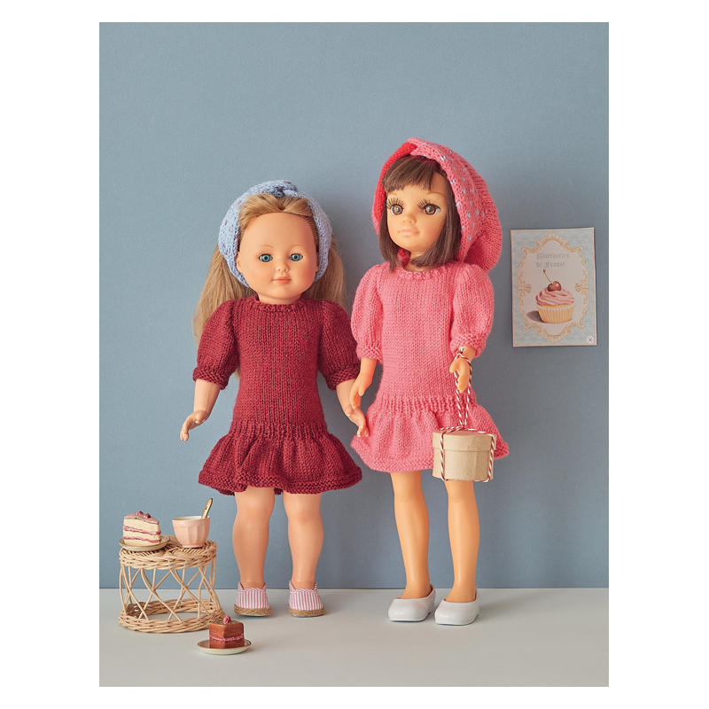 12 tenues de poupées au tricot & leurs accessoires  - 4