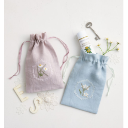 Fleurs & douceurs en broderie traditionnelle Livre Broderie