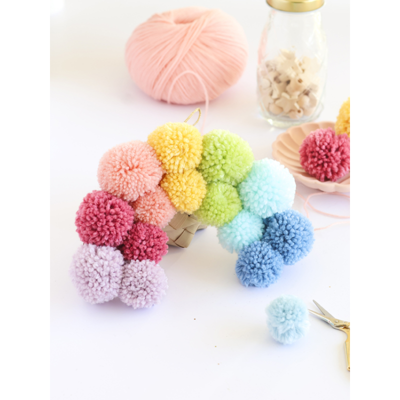Je découvre les pompons Accueil
