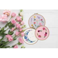 Broderie de fleurs Broderie
