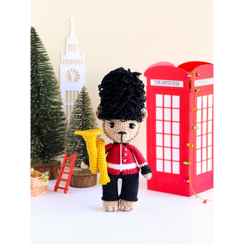 Poupées & amigurumis de Noël so british Crochet