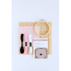 Lot Broderie Japon Kawaï – Onigiri & Chats de Lune Lot COFFRETS Lot Broderie Japon Kawaï – Onigiri & Chats de Lune Lot COFFRETS
