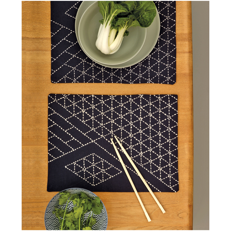 Accessoires & déco en sashiko Nouvelle édition Livre Broderie