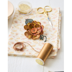 Broderies de Marie N°26 : le stumpwork Livre Broderie