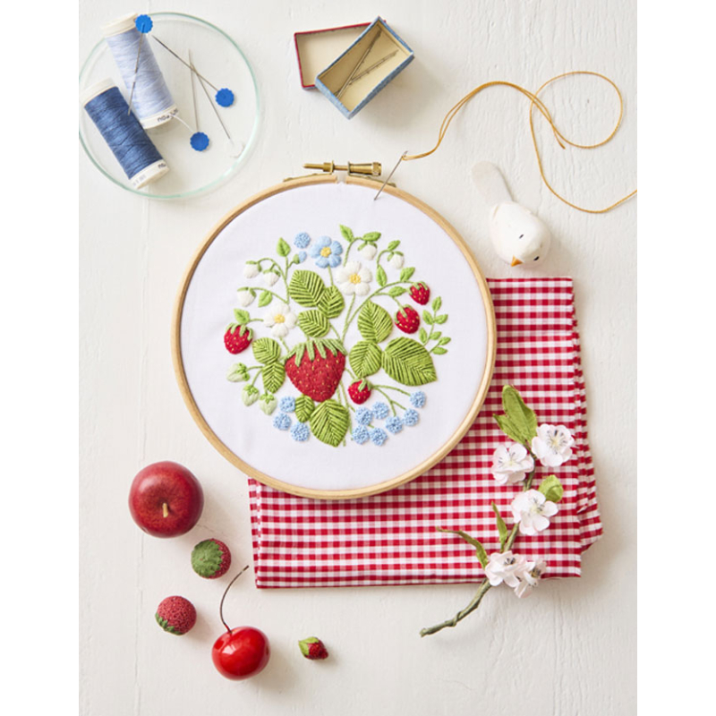 Broderies de Marie N°26 : le stumpwork Livre Broderie