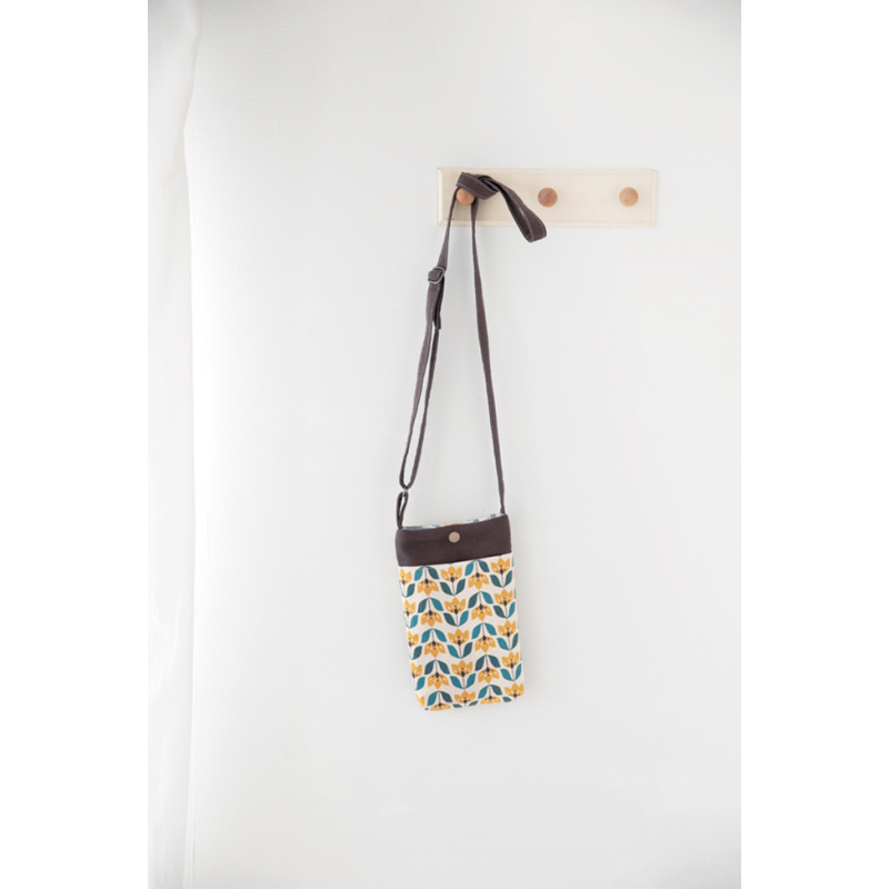 CCF HS n°45 : Accessoires en chutes de tissus Magazine Couture