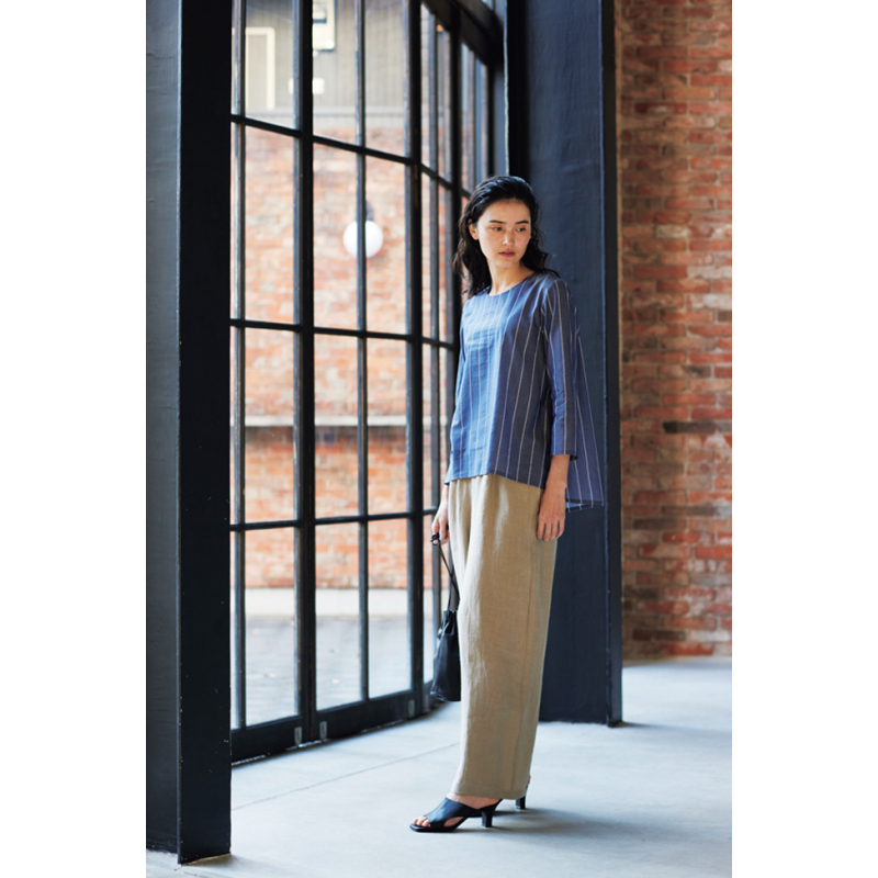 Vêtements femmes couture - 33 patrons élégants Livre Couture