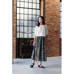 Vêtements femmes couture - 33 patrons élégants Livre Couture