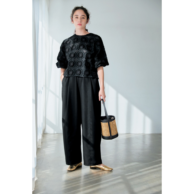 Carnet de couture - 22 patrons pour sublimer votre silhouette ! Livre Couture