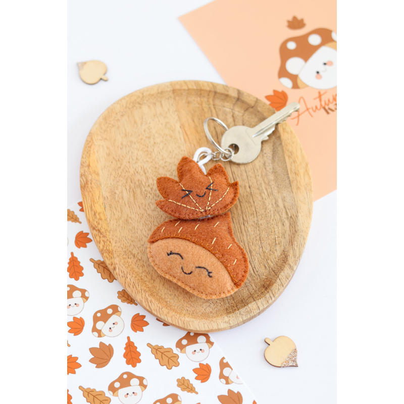 Pochette Duo Kawai : Porté clé - Champignon & Gland Kit DIY
