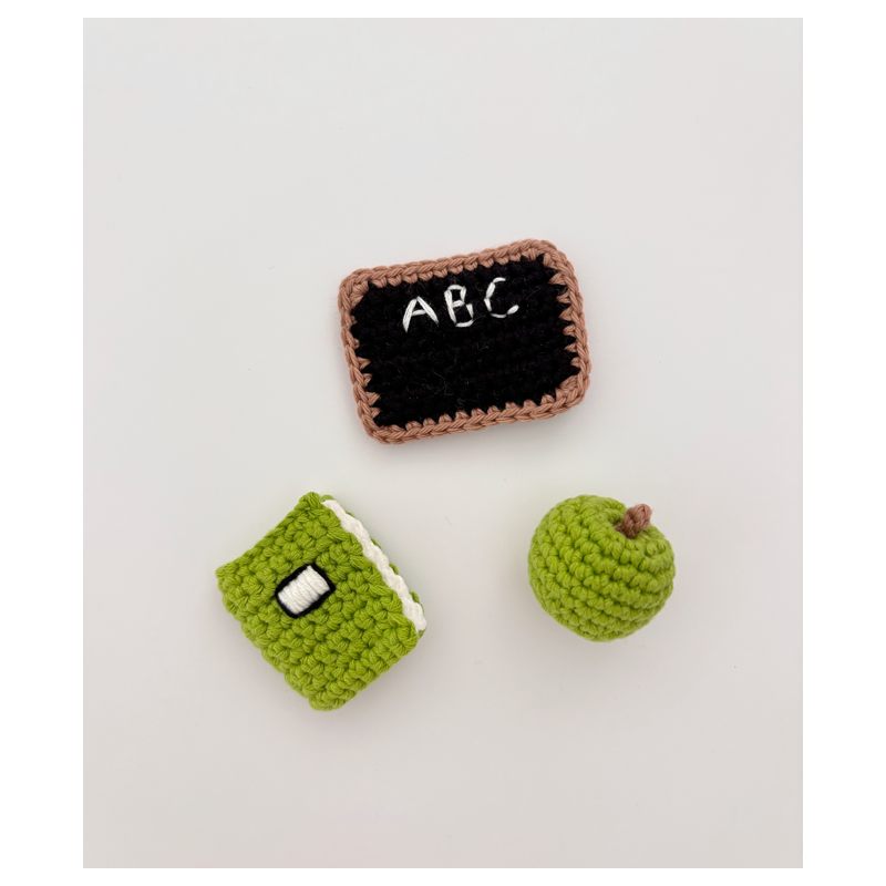 Coffret les Poupées de Lulu au crochet et ses accessoires : Le copain de Lulu va à l'école Kit Crochet