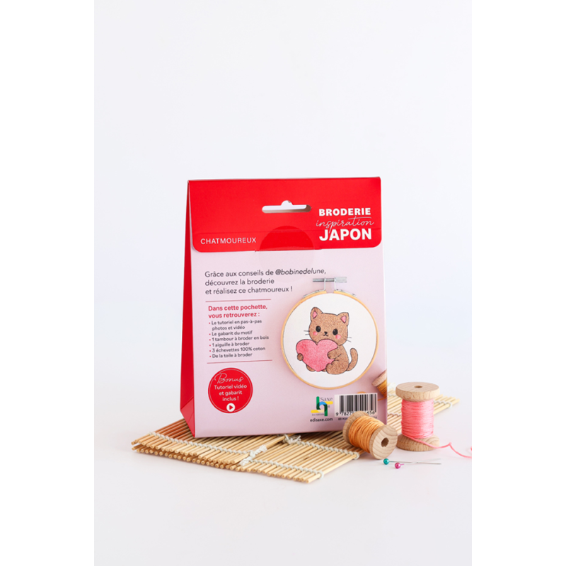 Broderie inspiration JAPON : Le Chatmoureux Kit Broderie