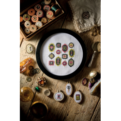 Cabinet de curiosités au point de croix Livre Broderie