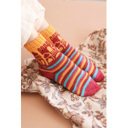 Le guide des chaussettes autour du monde au tricot jacquard Livre Tricot