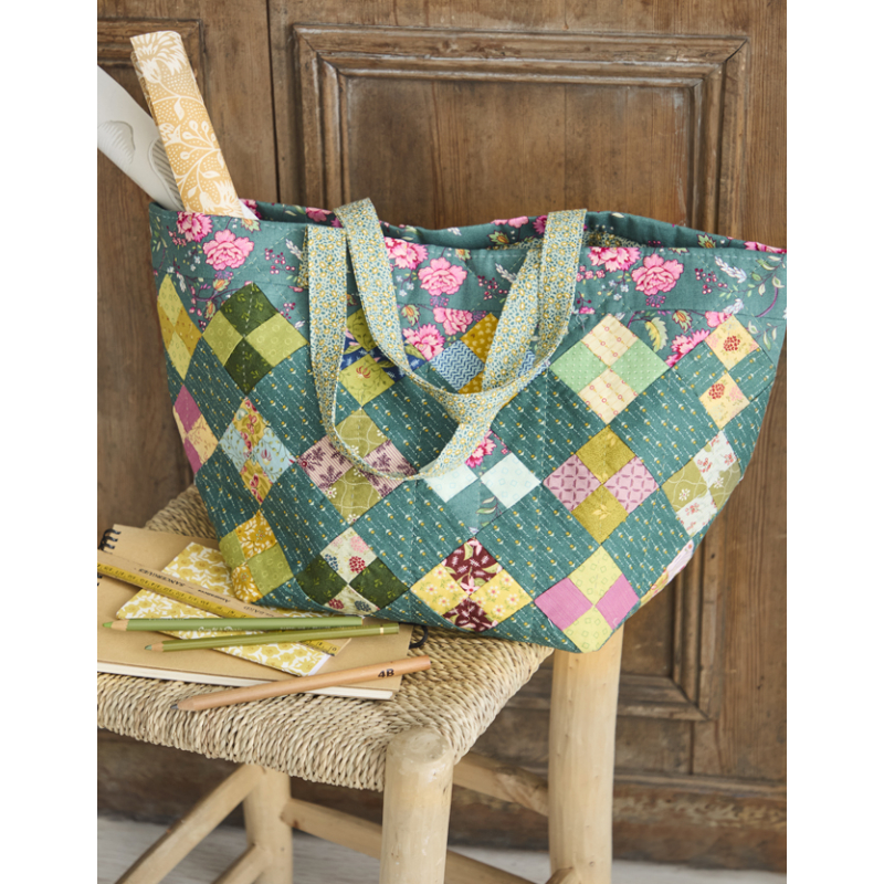 Magic patch n°155 Créations festives quiltées Livre Patchwork