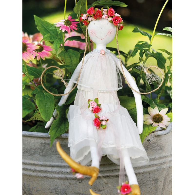 Féerie brodée en couture créative Livre Couture