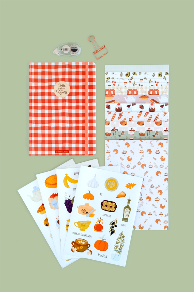 Coffret journaling recette avec carnet A5, stickers culinaires, papiers décoratifs, pince et roller colle