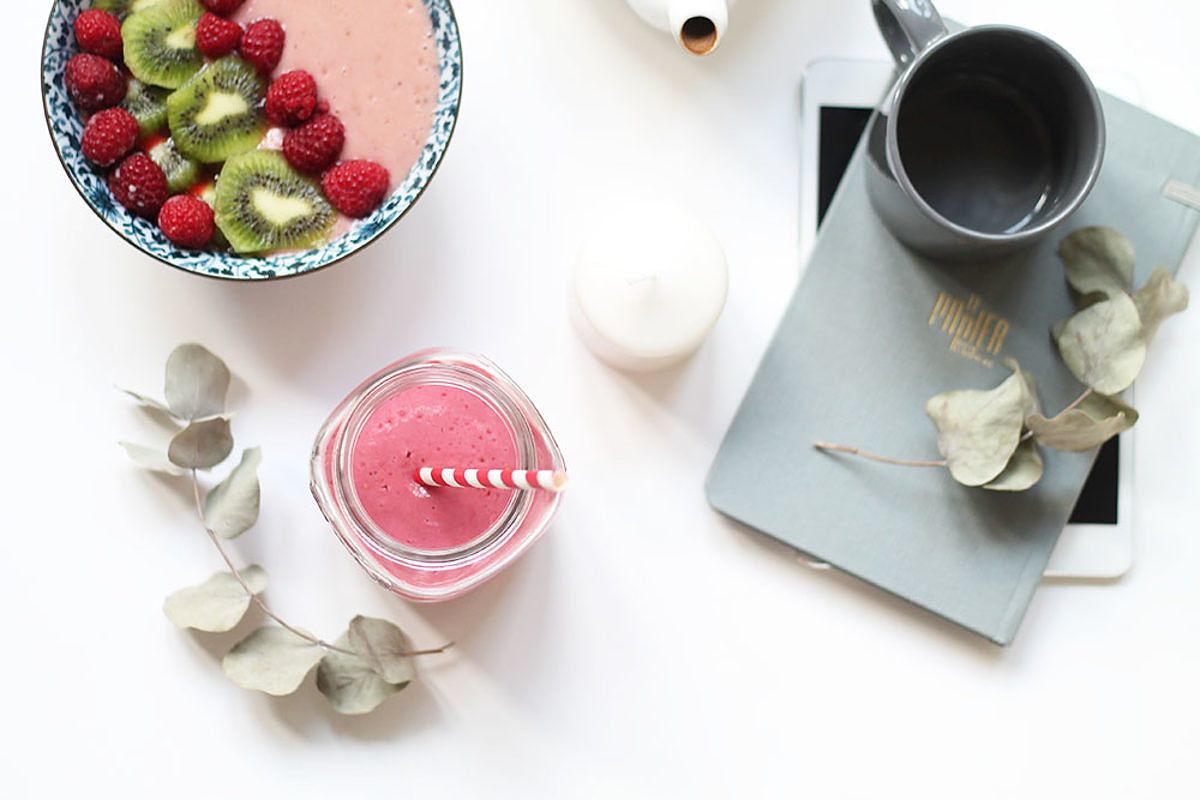 Smoothie bowl framboise melon fleur d'oranger - Le journal de Saxe x Miss Blemish